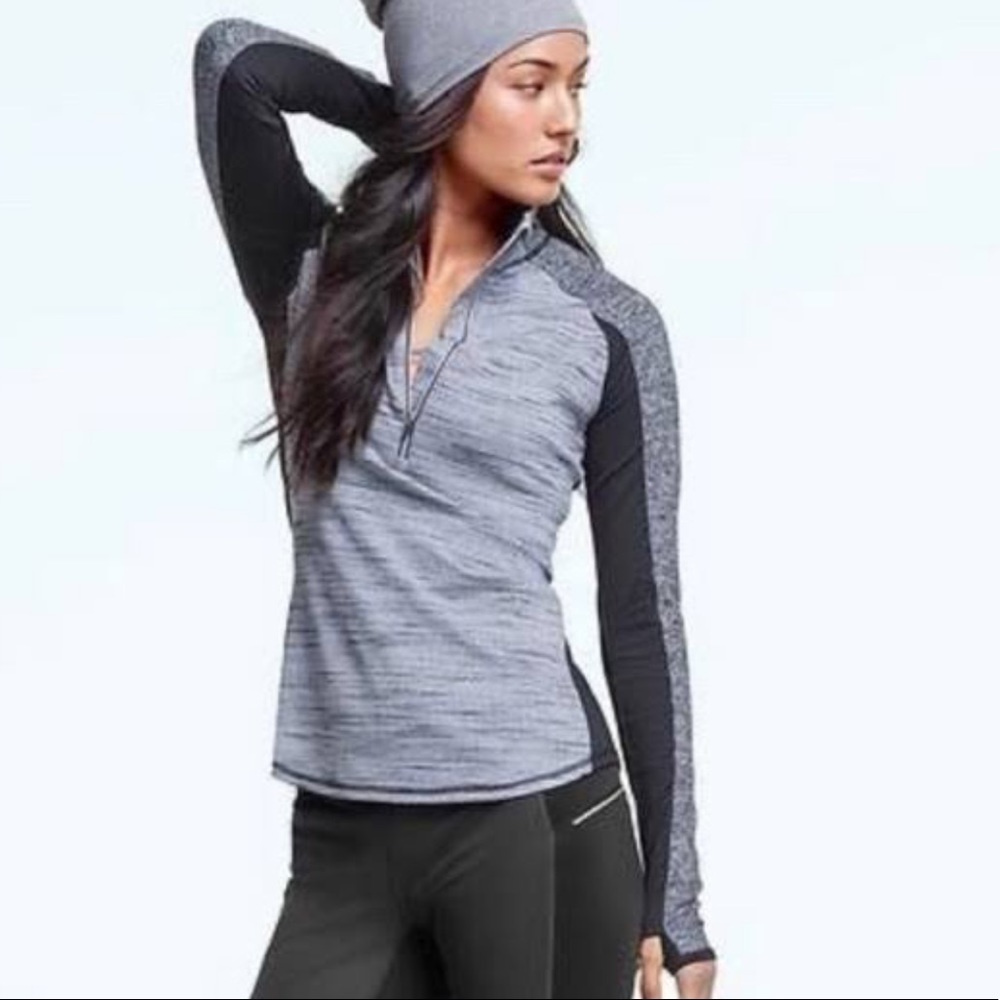Athleta Running Wild Half Zip Top Size Large